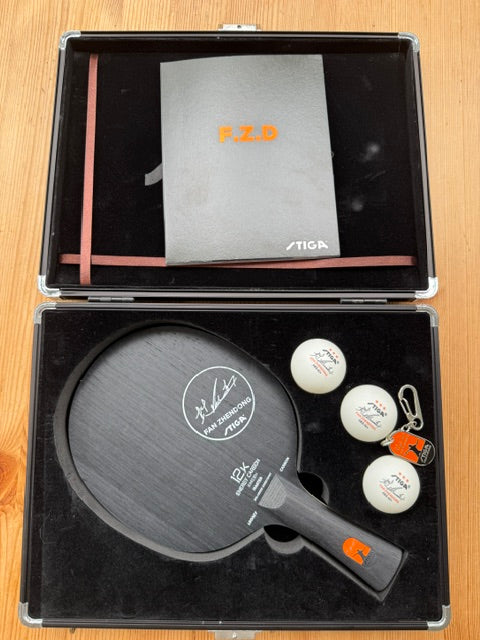 STIGA Legacy Carbon Fan Zhendong limited Box FL, 90g, neu, unbespielt in Original Koffer